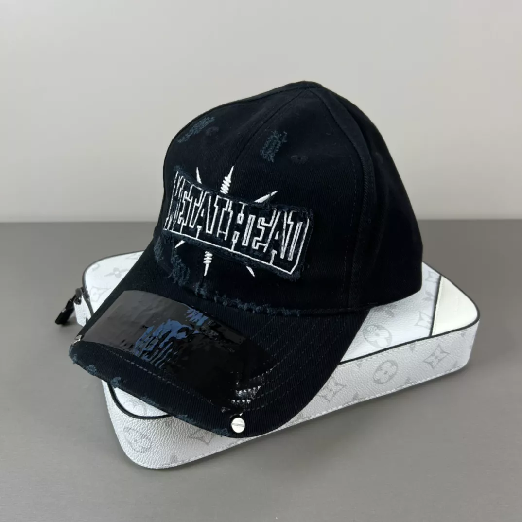 Compact 6451 Balenciaga Caps