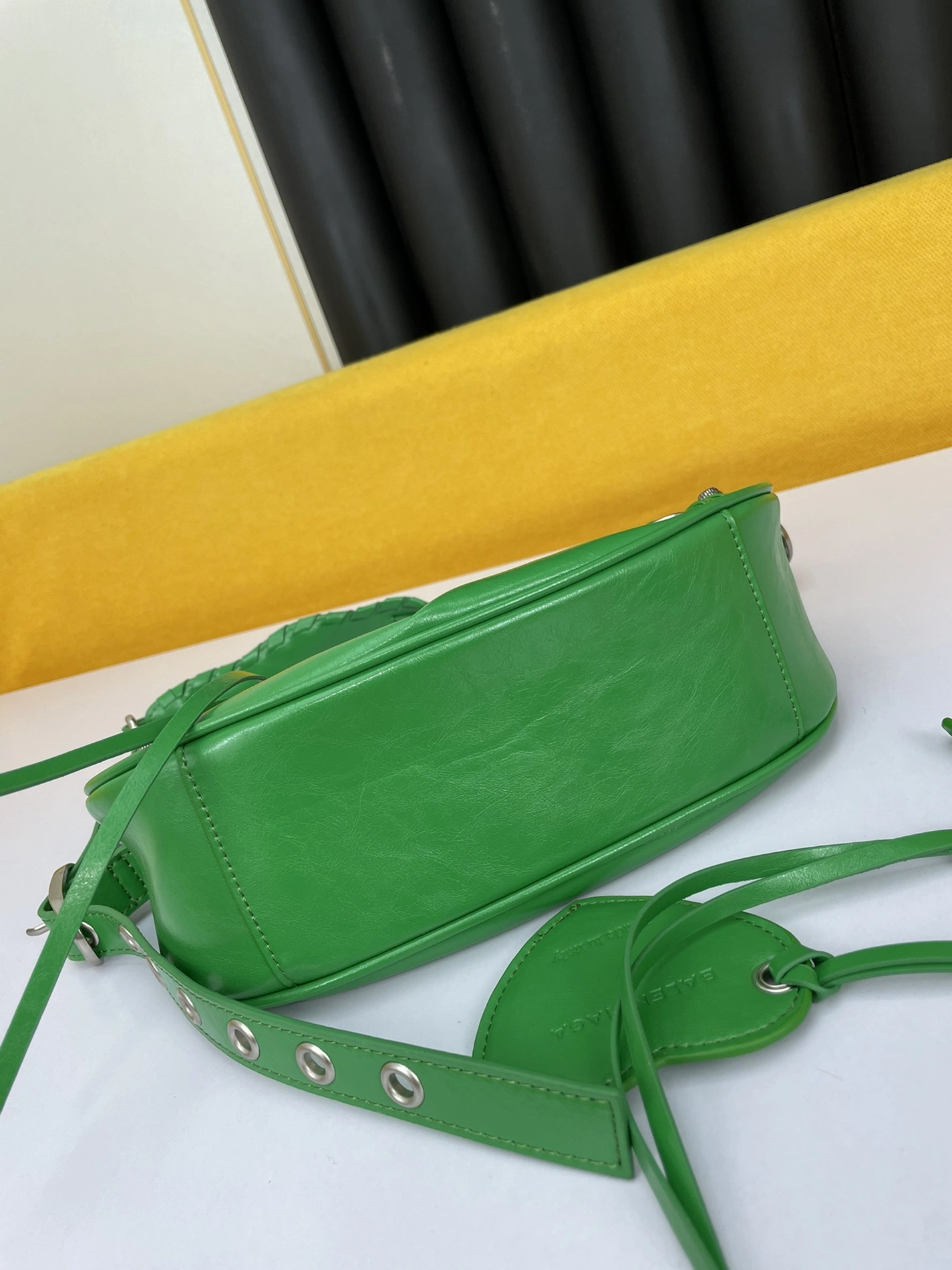Compact 653 Balenciaga AAA Quality Shoulder Bags For Women