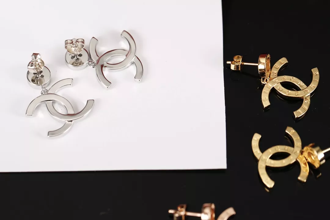 Compact 6550 Chanel Earrings For Women