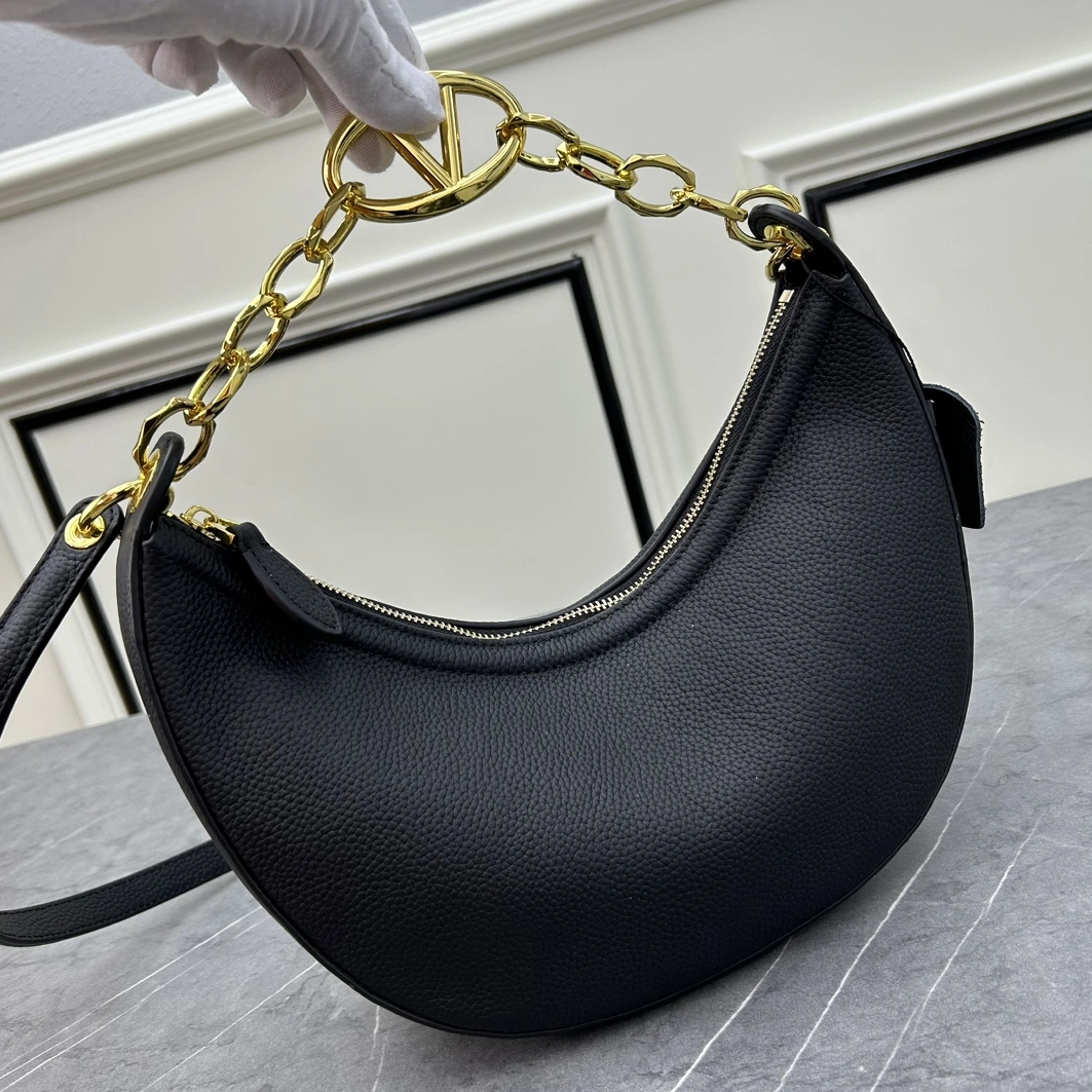 Compact 6807 Valentino AAA Quality Messenger Bags For Women