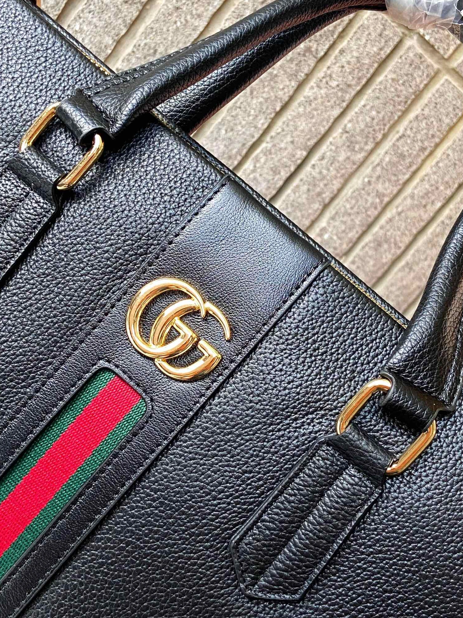 Compact 6949 Gucci AAA Man Handbags