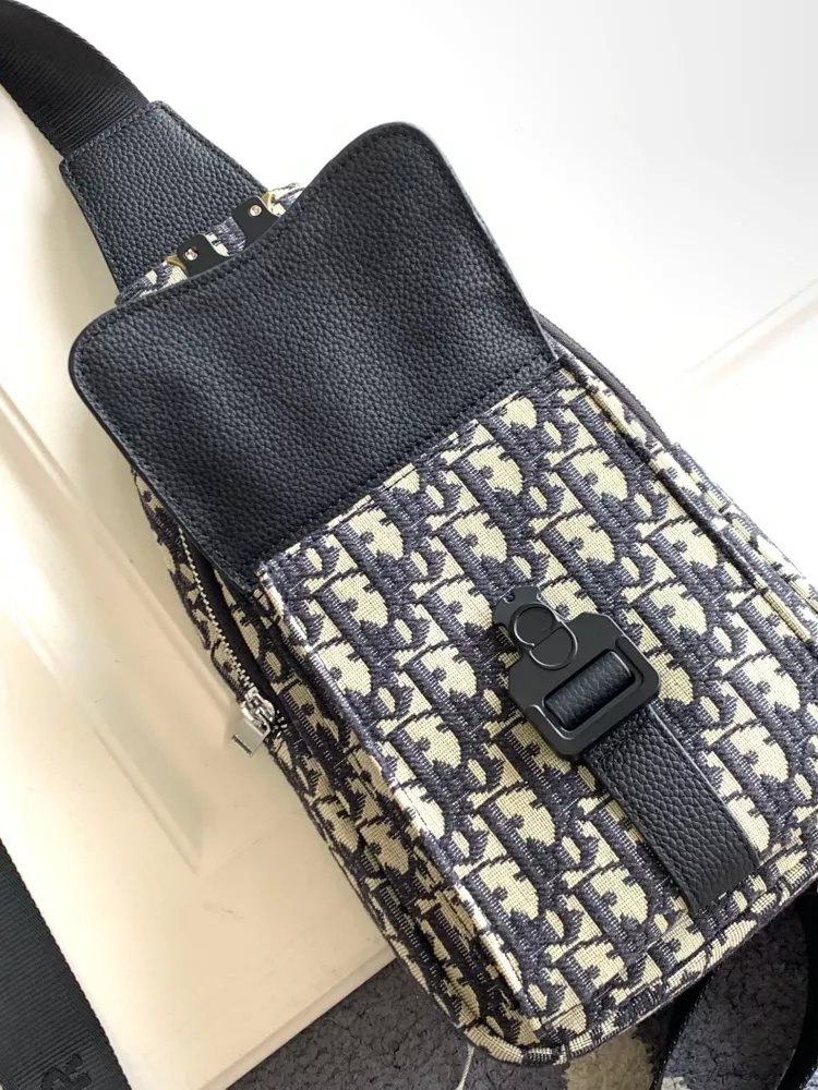 Compact 7069 Christian Dior AAA Man Messenger Bags