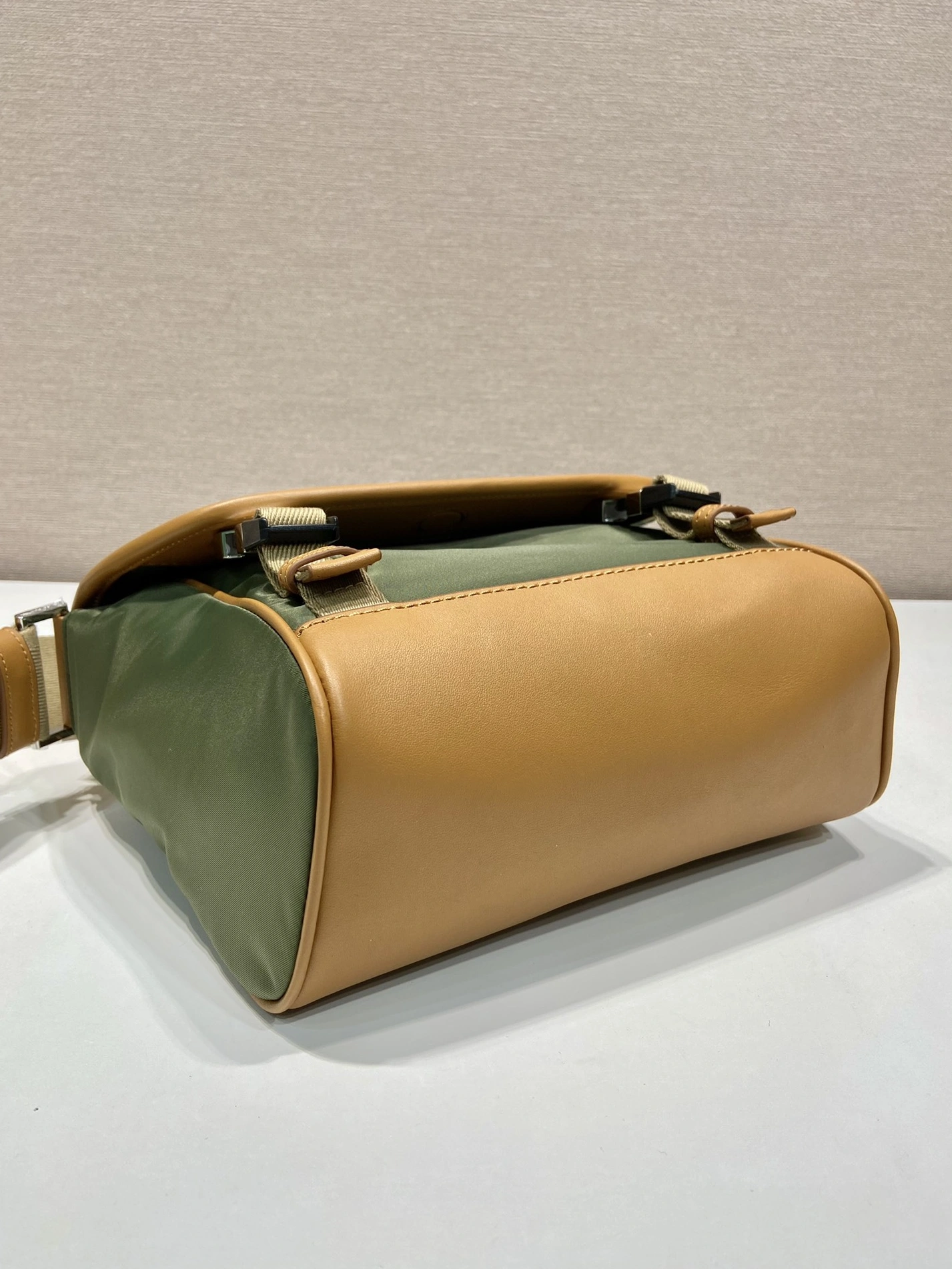 Compact 718 Prada AAA Man Messenger Bags