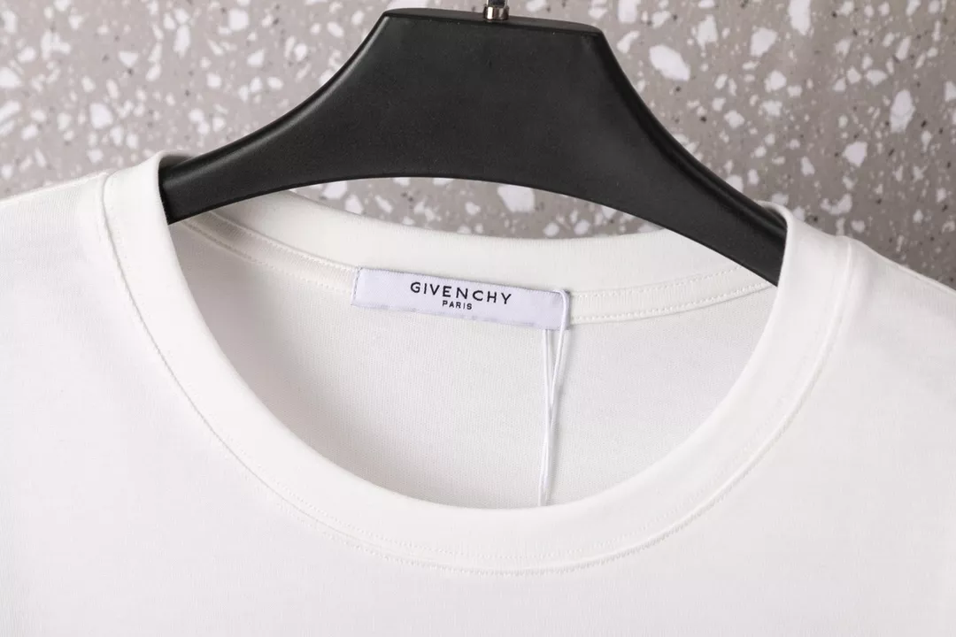 Compact 7334 Givenchy T-Shirts Short Sleeved For Unisex