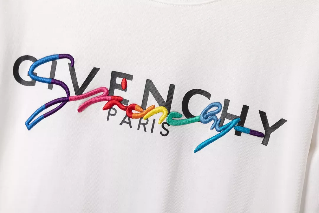 Compact 7334 Givenchy T-Shirts Short Sleeved For Unisex