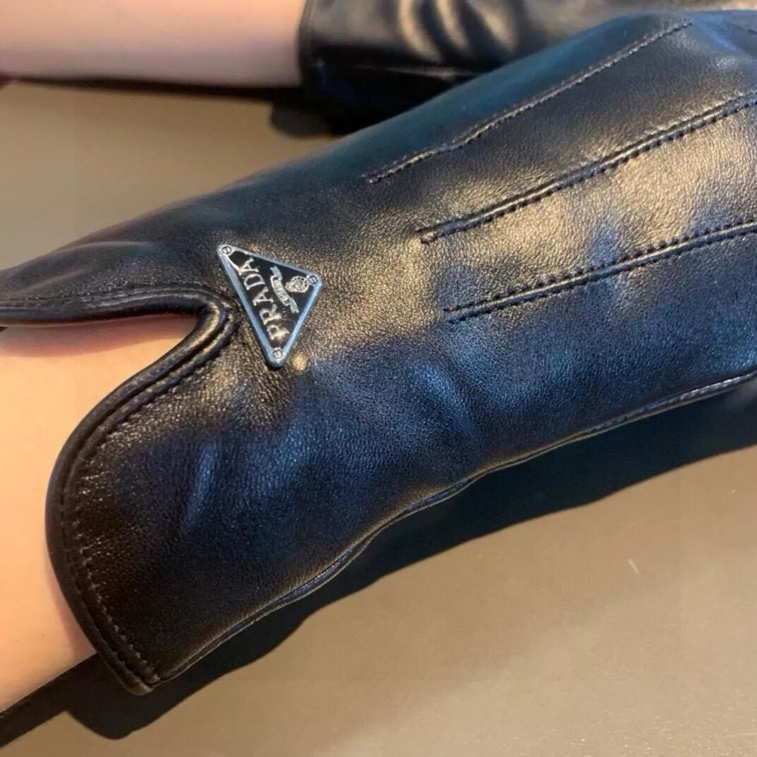 Compact 7374 Prada Gloves For Women