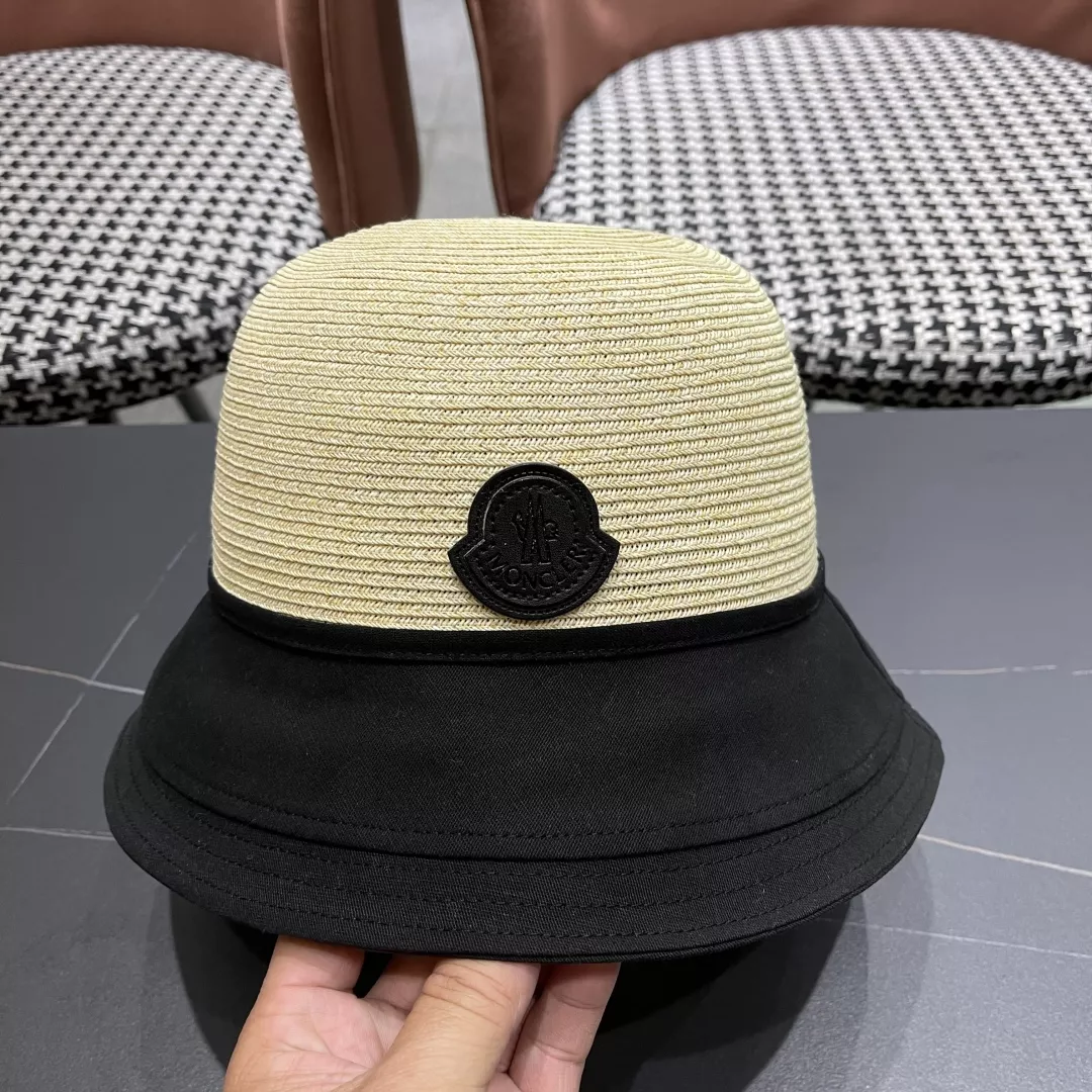 Compact 7453 Moncler Caps