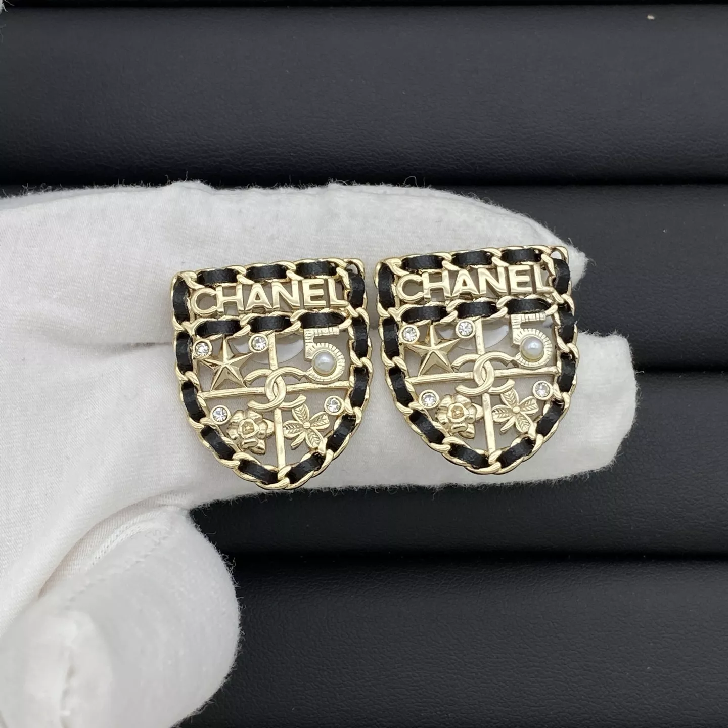 Compact 7577 Chanel Earrings For Women