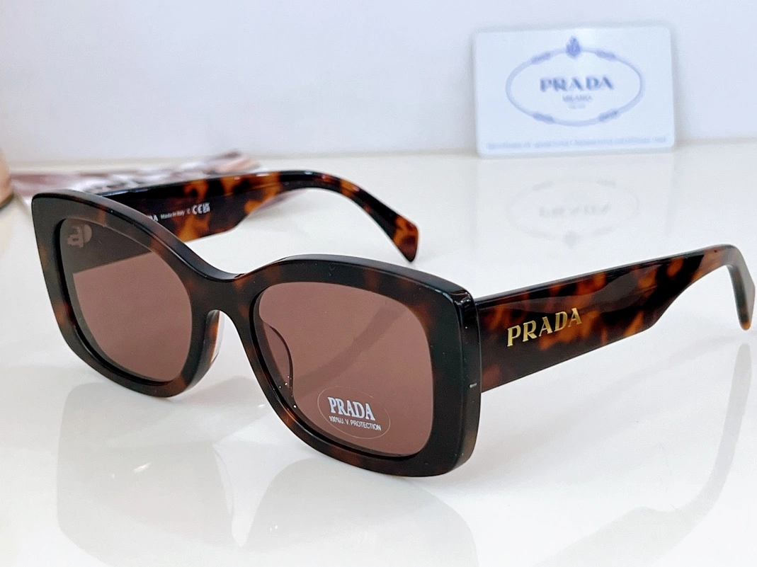 Compact 7674 Prada AAA Quality Sunglasses