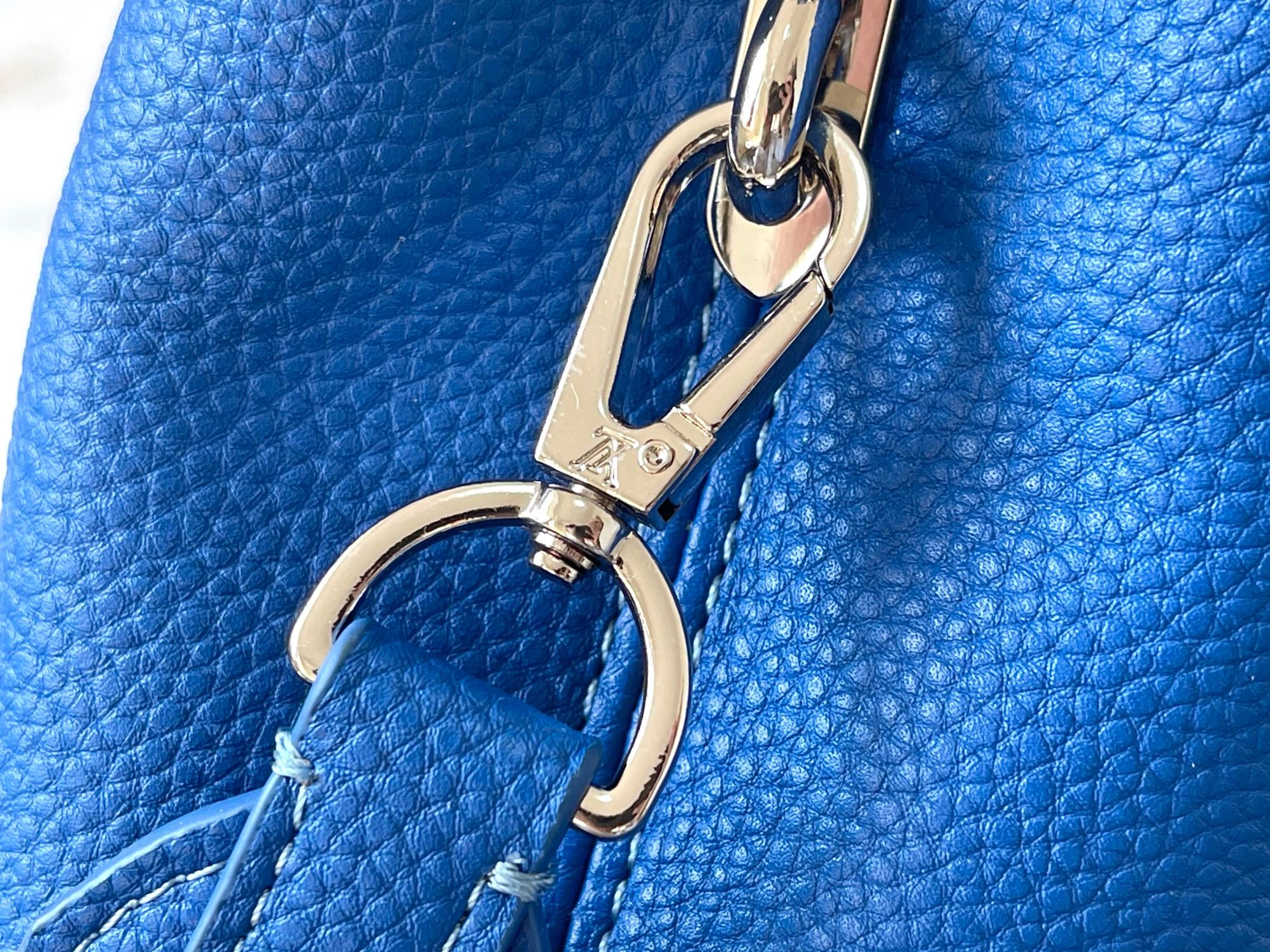 Compact 7734 Louis Vuitton AAA Quality Messenger Bags For Women