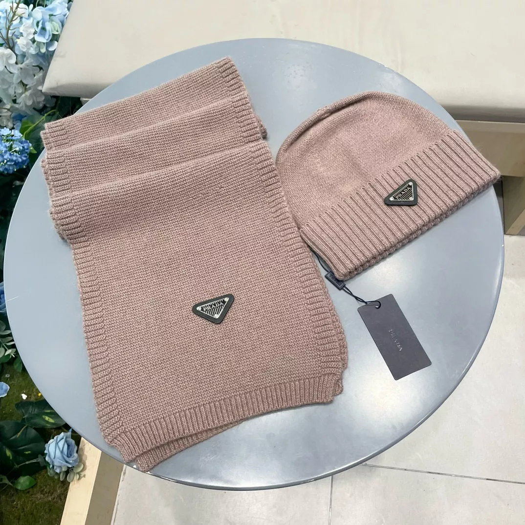 Compact 7754 Prada Hat and Scarf Set
