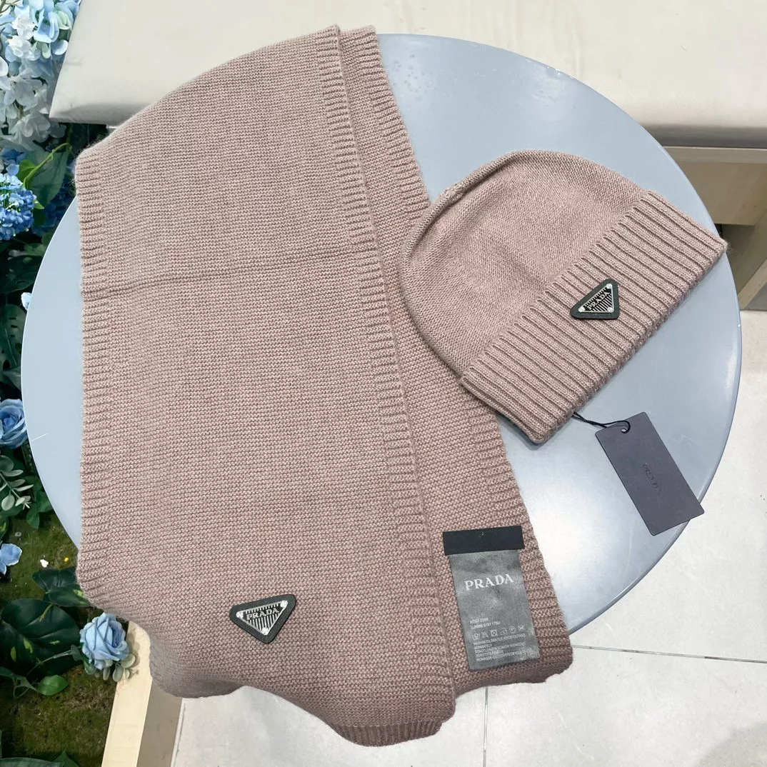 Compact 7754 Prada Hat and Scarf Set