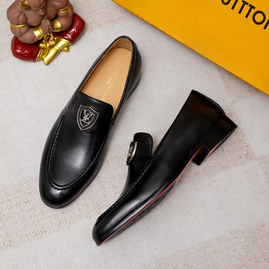 Compact 7798 Louis Vuitton LV Oxfords Shoes For Men