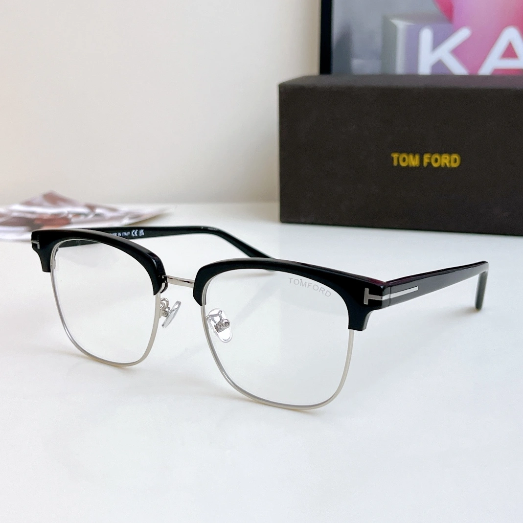 Compact 785 Tom Ford Goggles