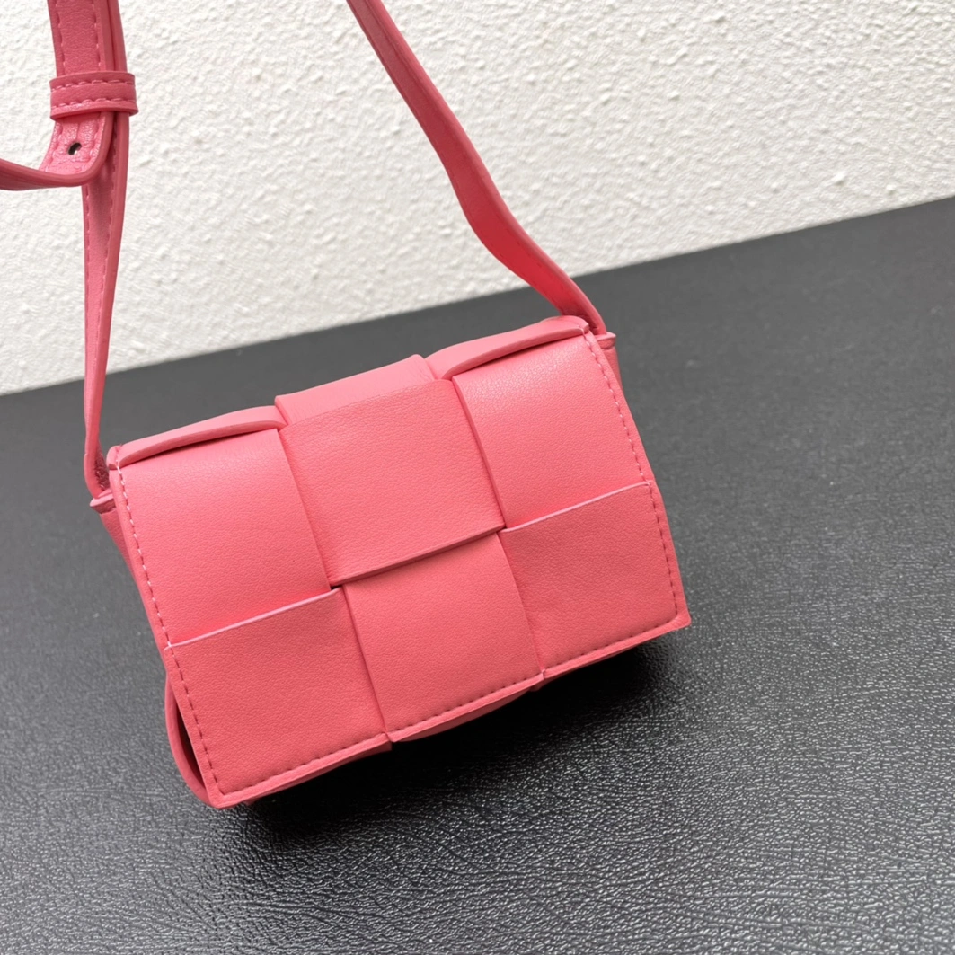 Compact 7857 Bottega Veneta BV AAA Quality Messenger Bags For Women