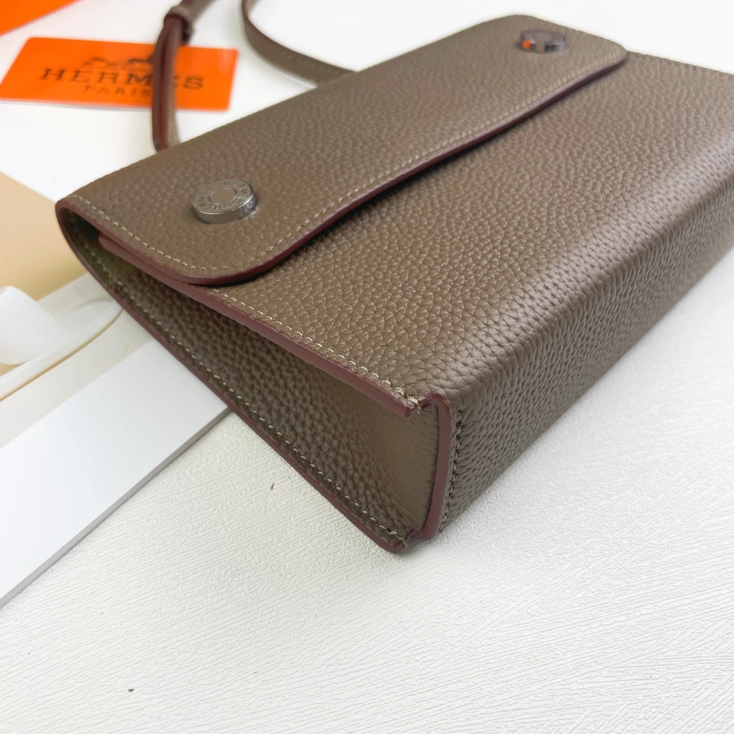 Compact 7918 Hermes AAA Quality Messenger Bags For Women