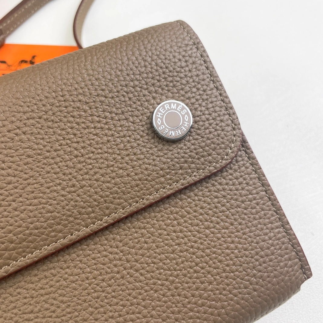 Compact 7918 Hermes AAA Quality Messenger Bags For Women