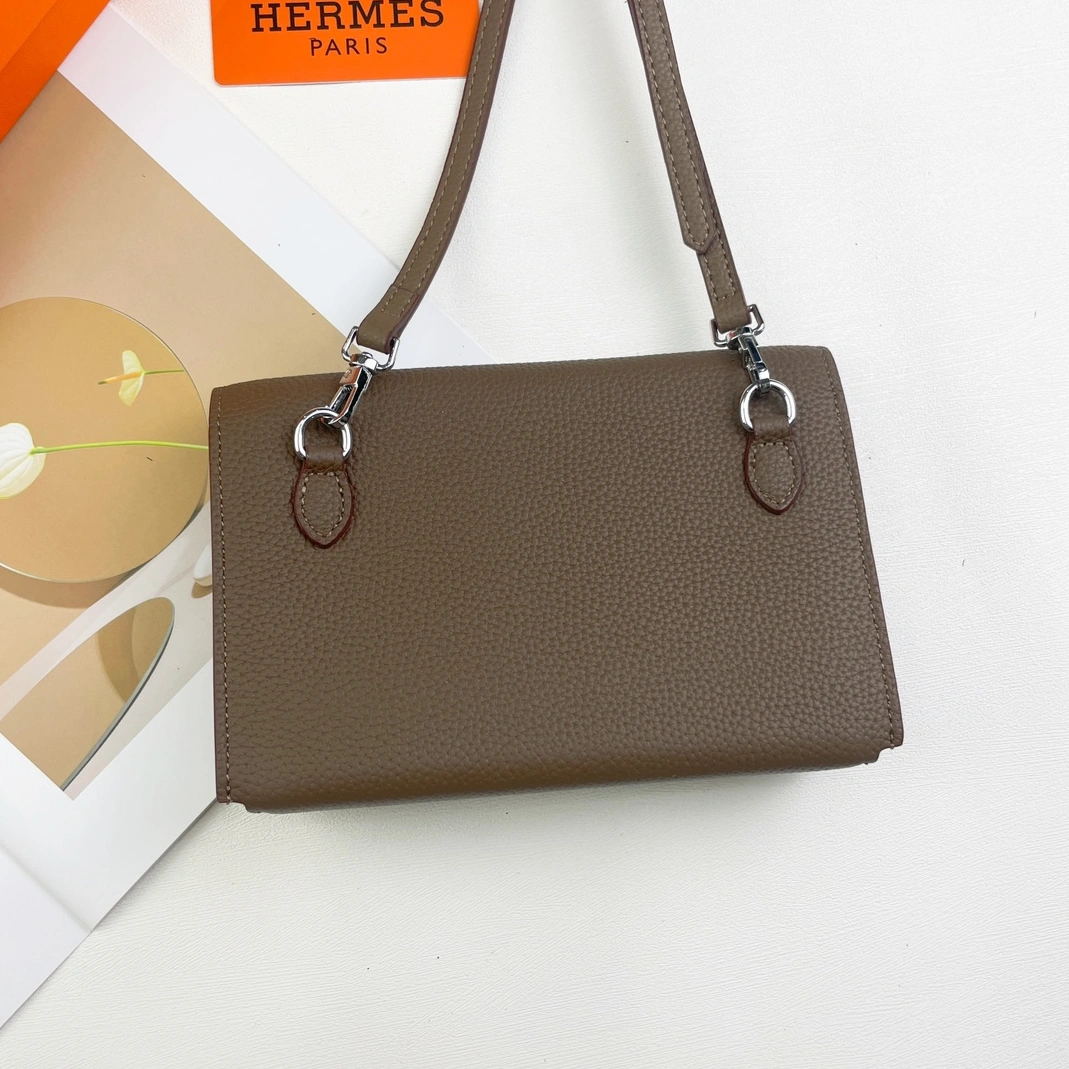 Compact 7918 Hermes AAA Quality Messenger Bags For Women