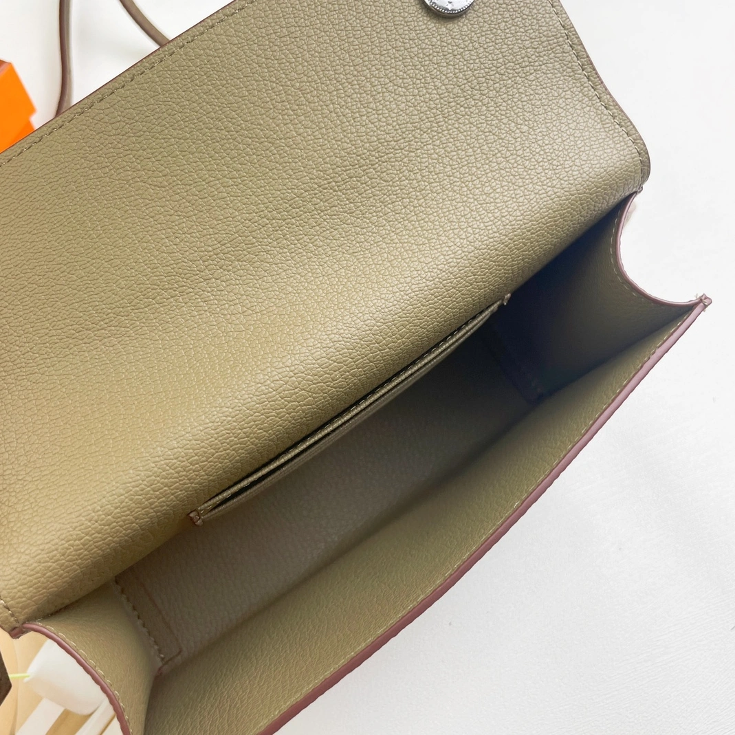 Compact 7918 Hermes AAA Quality Messenger Bags For Women