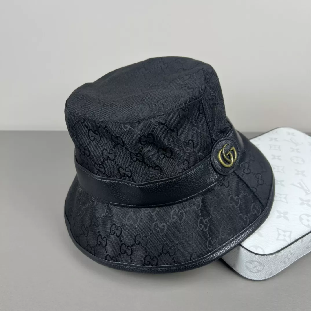 Compact 7971 Gucci Caps