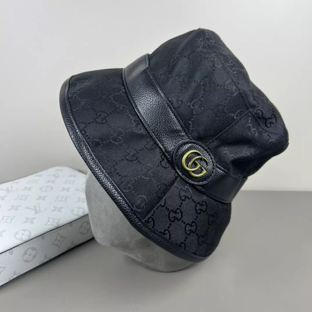 Compact 7971 Gucci Caps