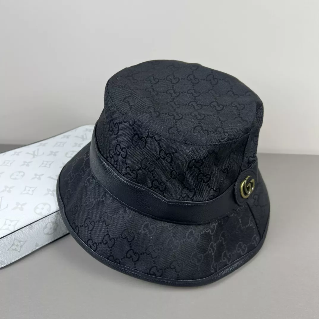 Compact 7971 Gucci Caps