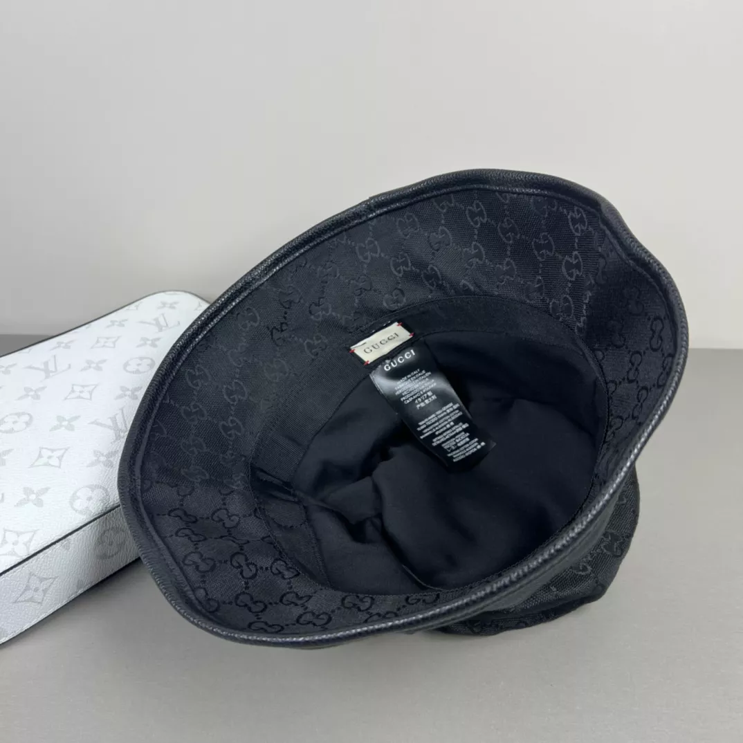 Compact 7971 Gucci Caps