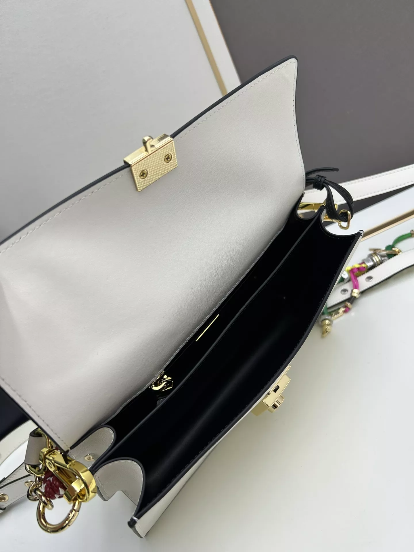 Compact 8028 Prada AAA Quality Shoulder Bags For Women
