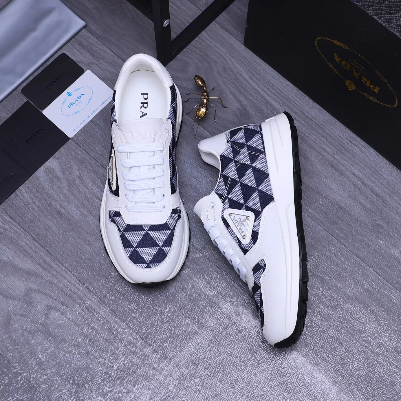 Compact 8189 Prada Casual Shoes For Men