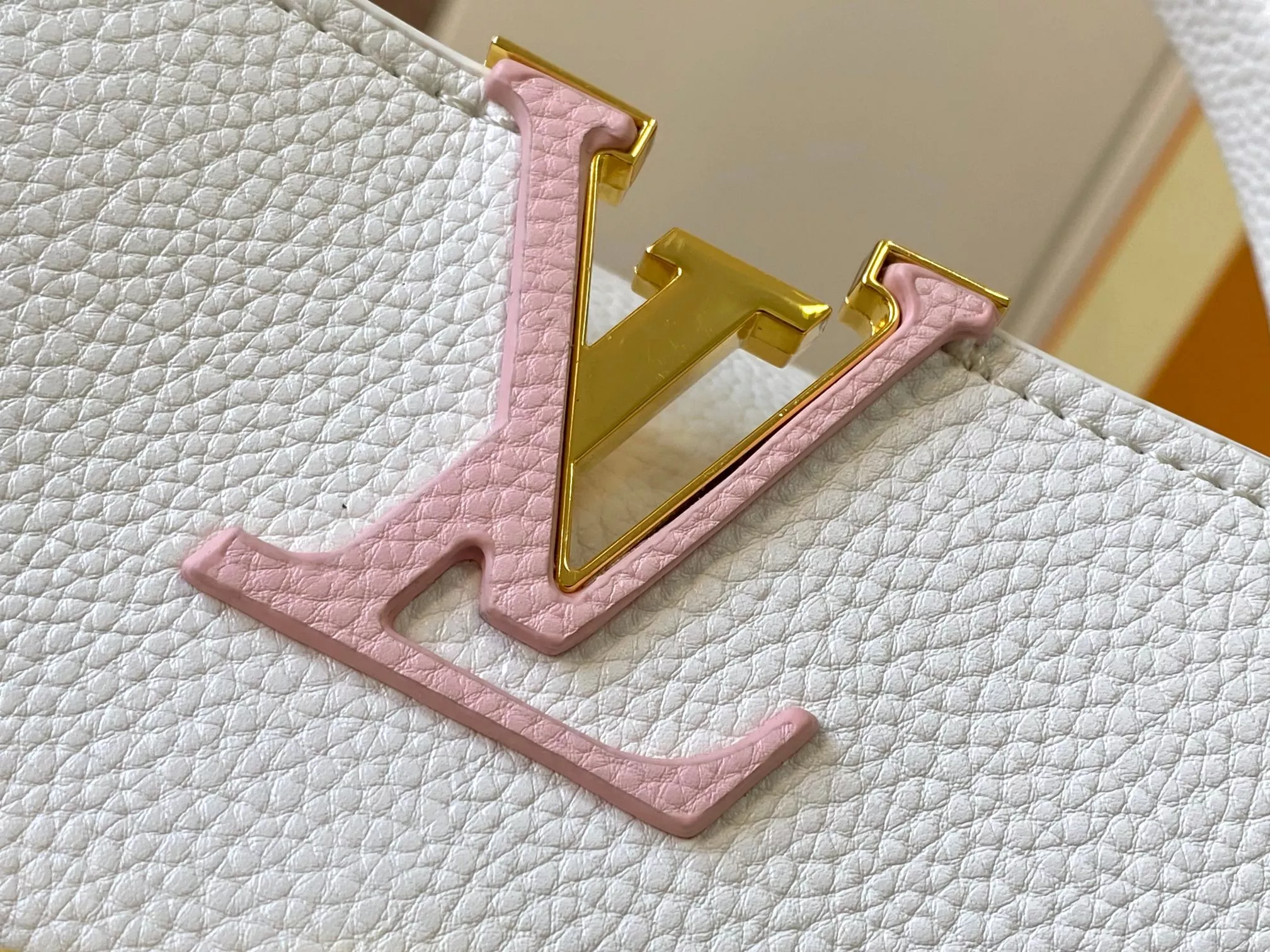 Compact 825 Louis Vuitton AAA Quality Messenger Bags For Women