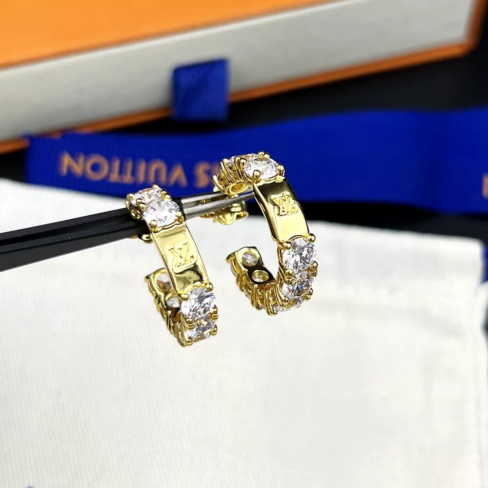 Compact 8300 Louis Vuitton Earrings For Women