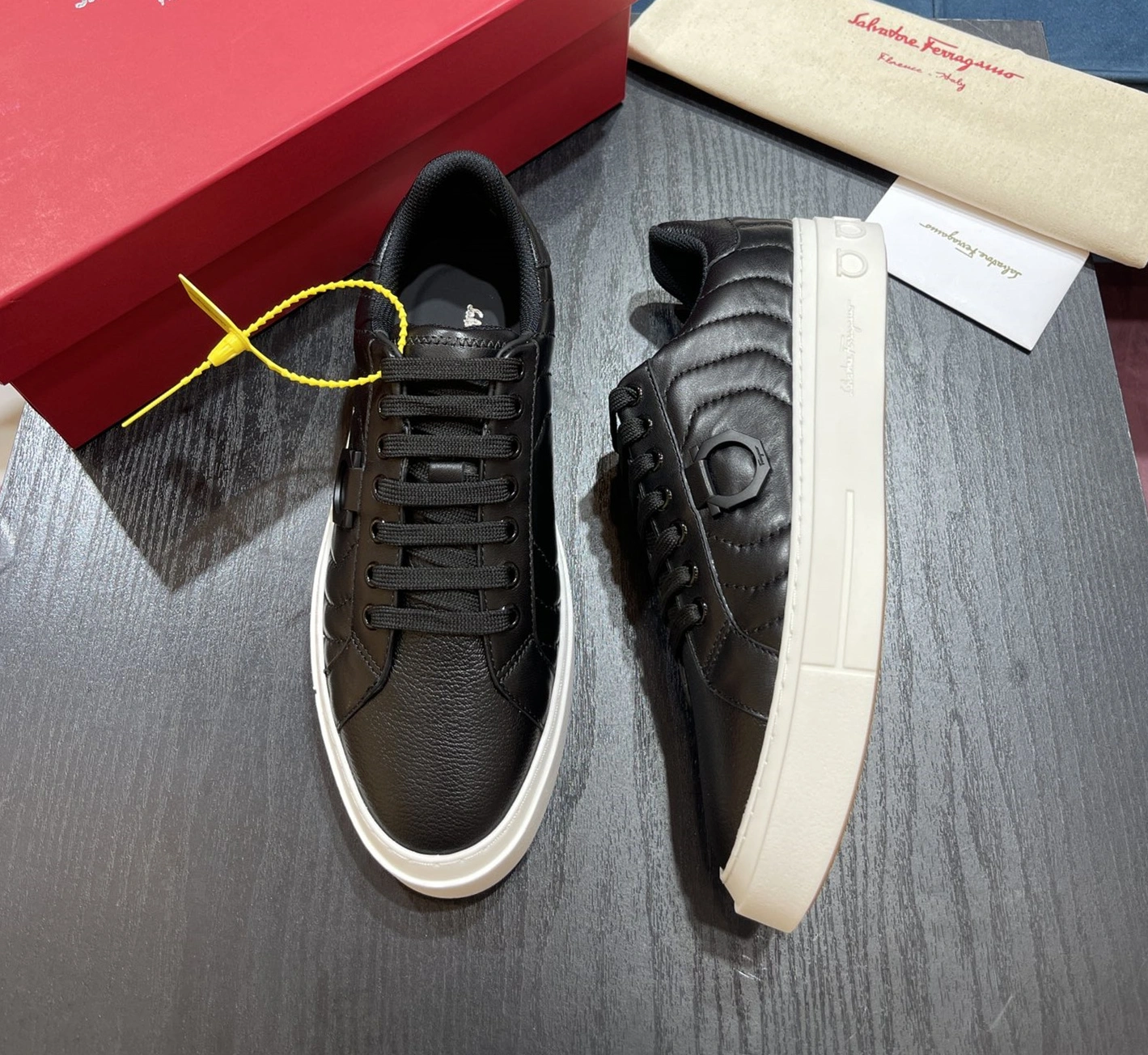 Compact 8441 Salvatore Ferragamo Casual Shoes For Men