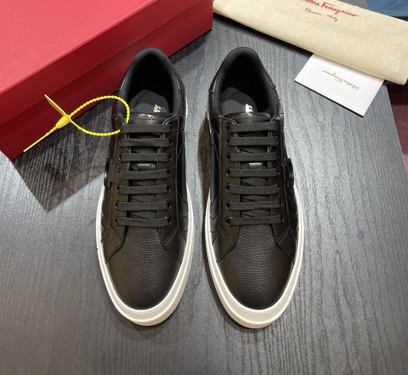 Compact 8441 Salvatore Ferragamo Casual Shoes For Men