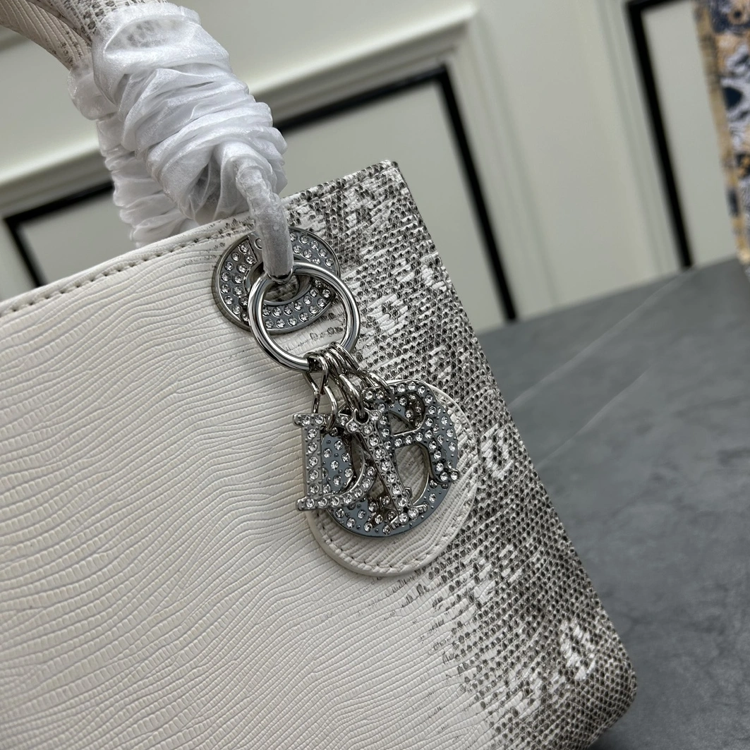 Compact 8465 Christian Dior AAA Quality Handbags For Women