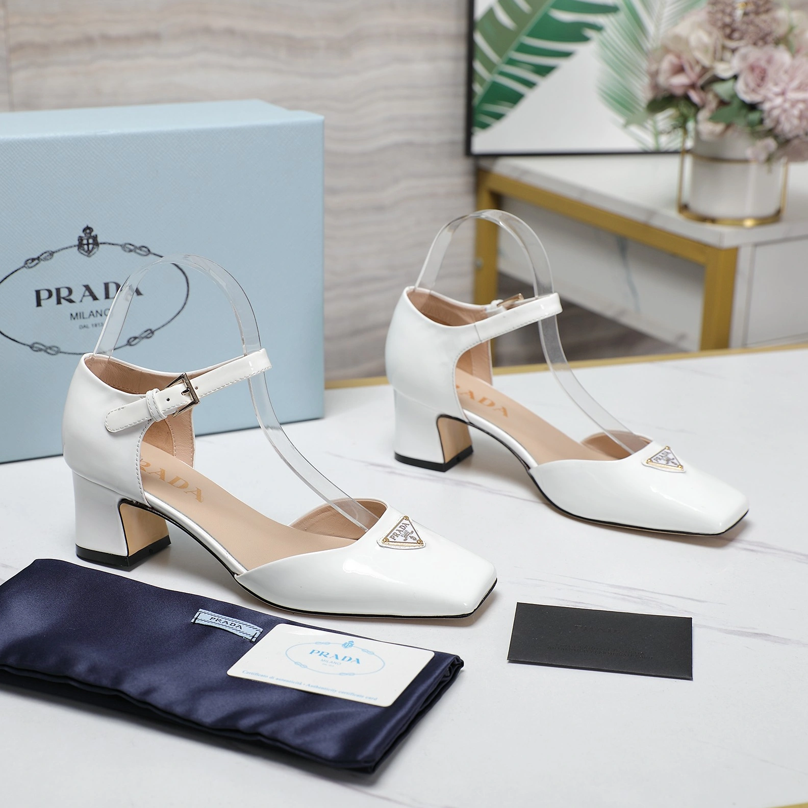 Compact 8484 Prada Sandal For Women