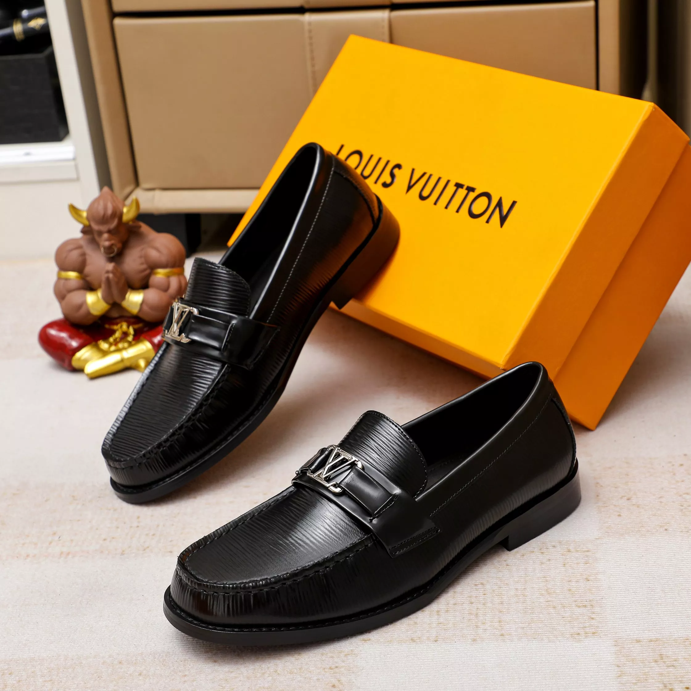 Compact 8570 Louis Vuitton LV Oxfords Shoes For Men