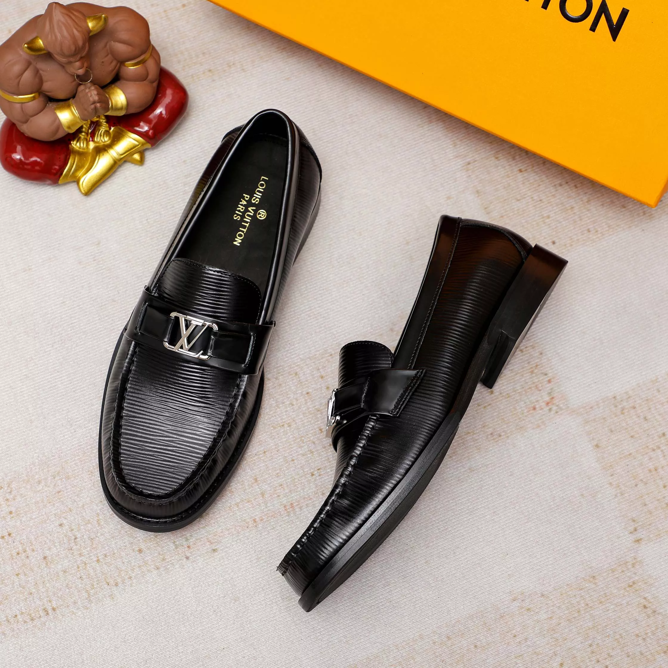 Compact 8570 Louis Vuitton LV Oxfords Shoes For Men