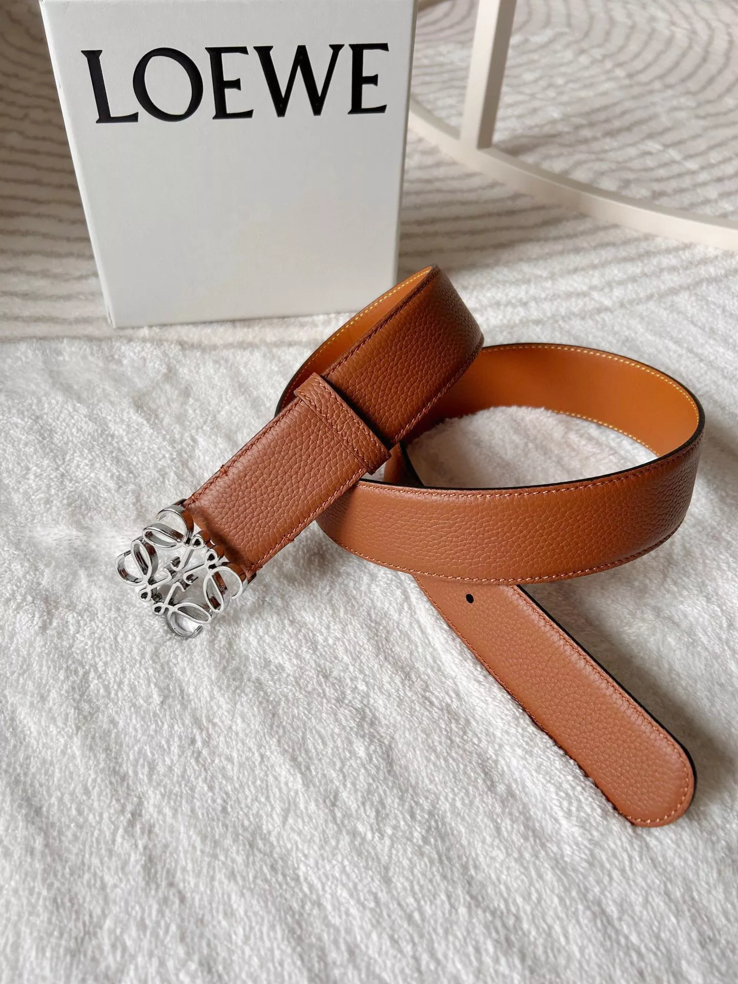 Compact 8678 LOEWE AAA Quality Belts In 4.0cm For Unisex