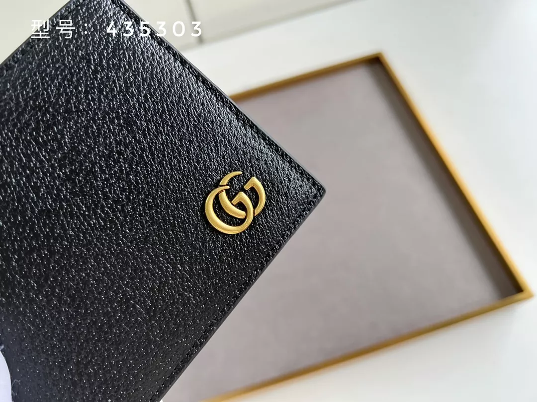 Compact 8749 Gucci Wallets For Men