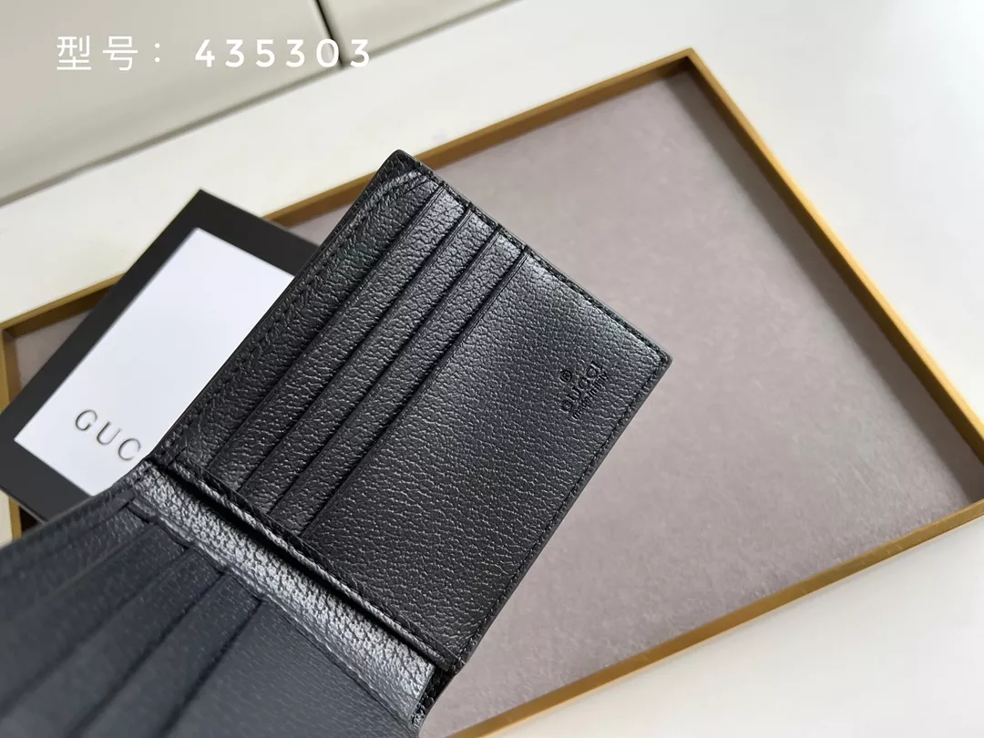 Compact 8749 Gucci Wallets For Men