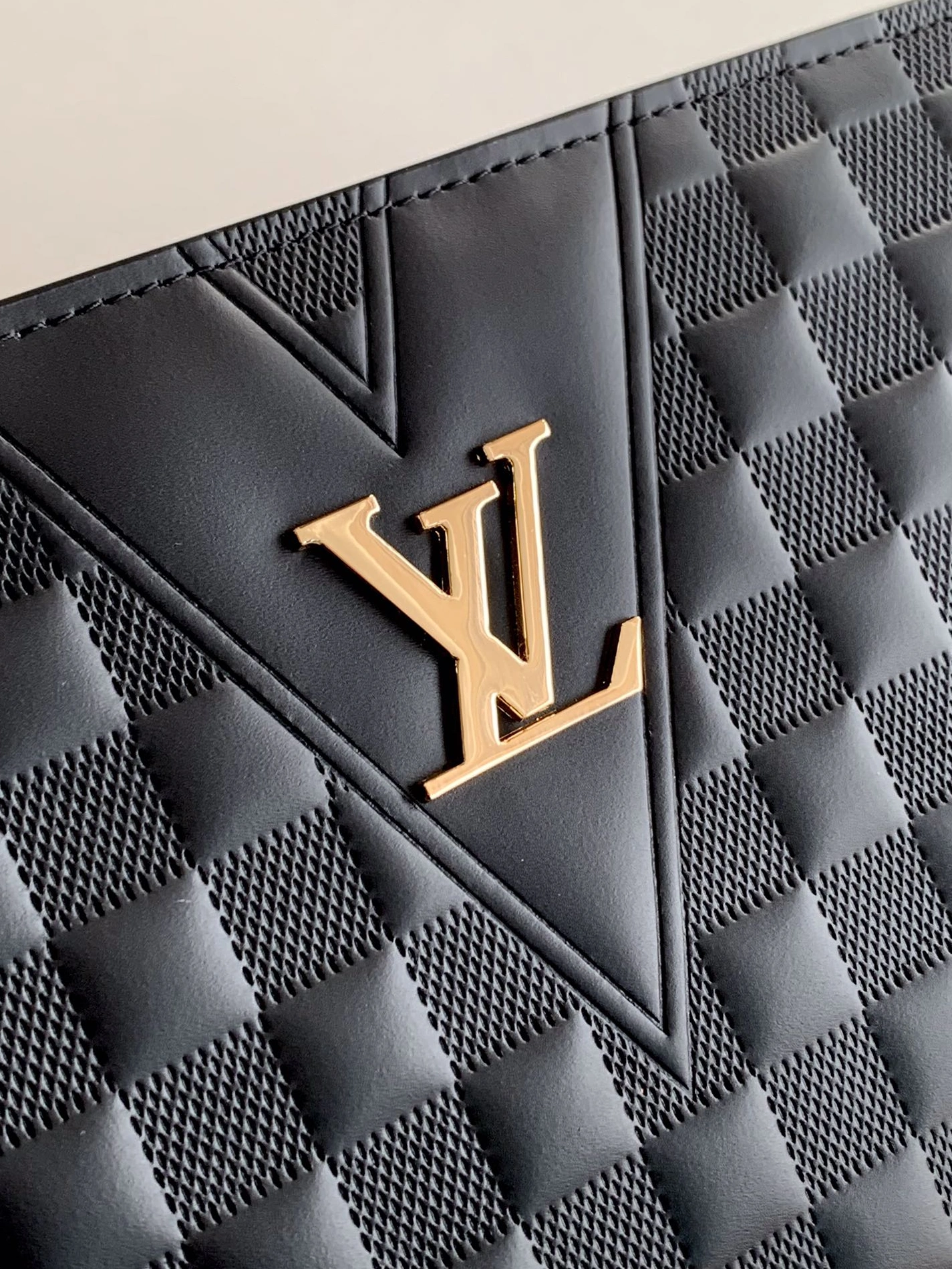 Compact 8758 Louis Vuitton AAA Man Wallets