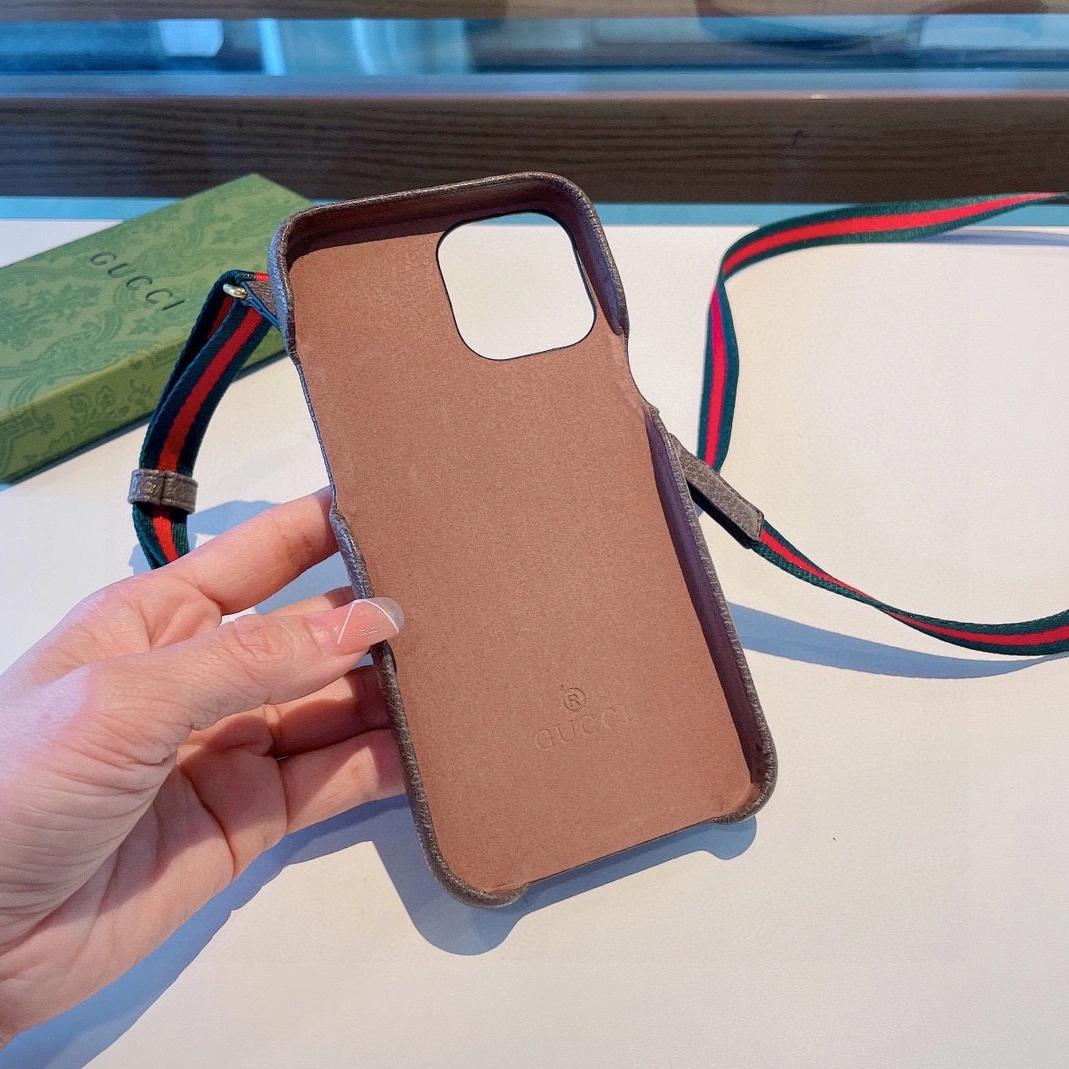 Compact 8837 Gucci iPhone Case