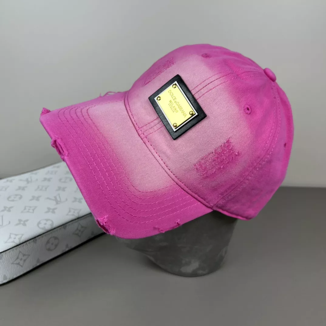 Compact 8911 Dolce & Gabbana Caps