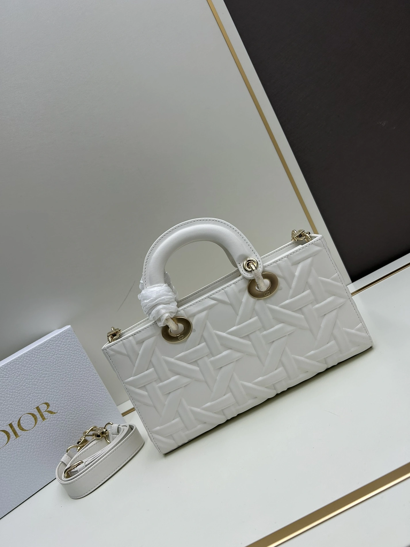 Compact 8954 Christian Dior AAA Quality Handbags For Women