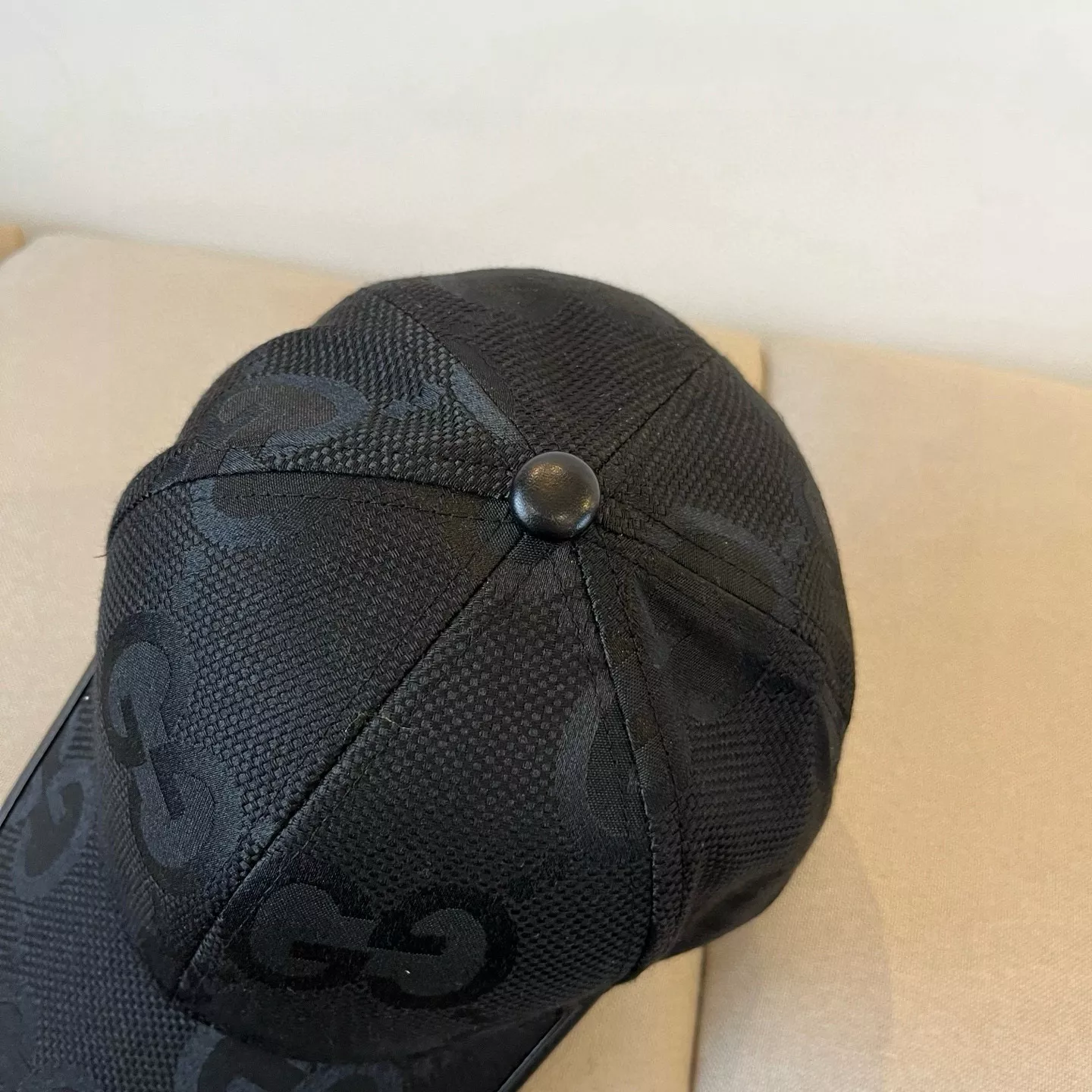 Compact 9111 Gucci Caps