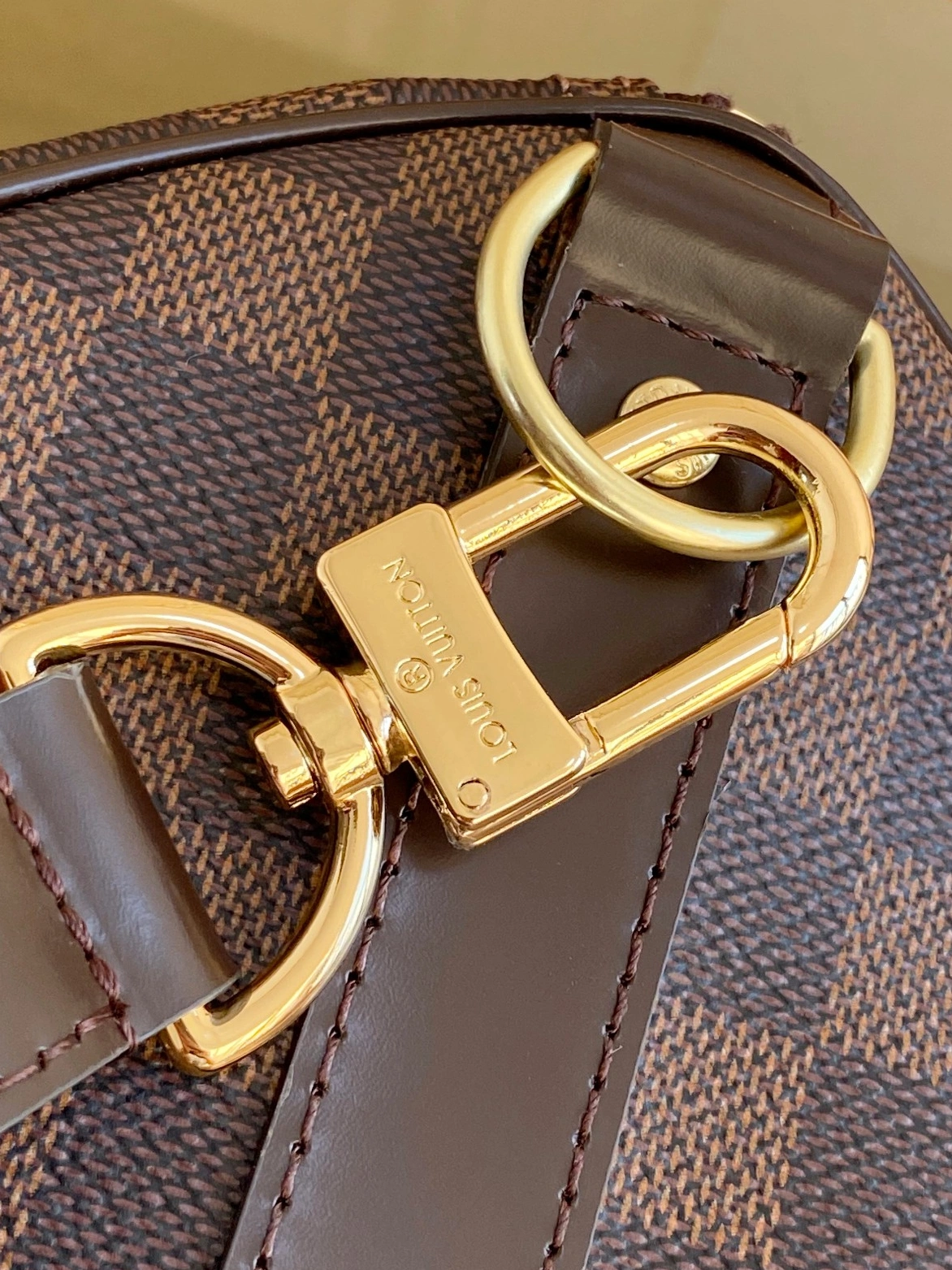 Compact 9248 Louis Vuitton Travel Bags