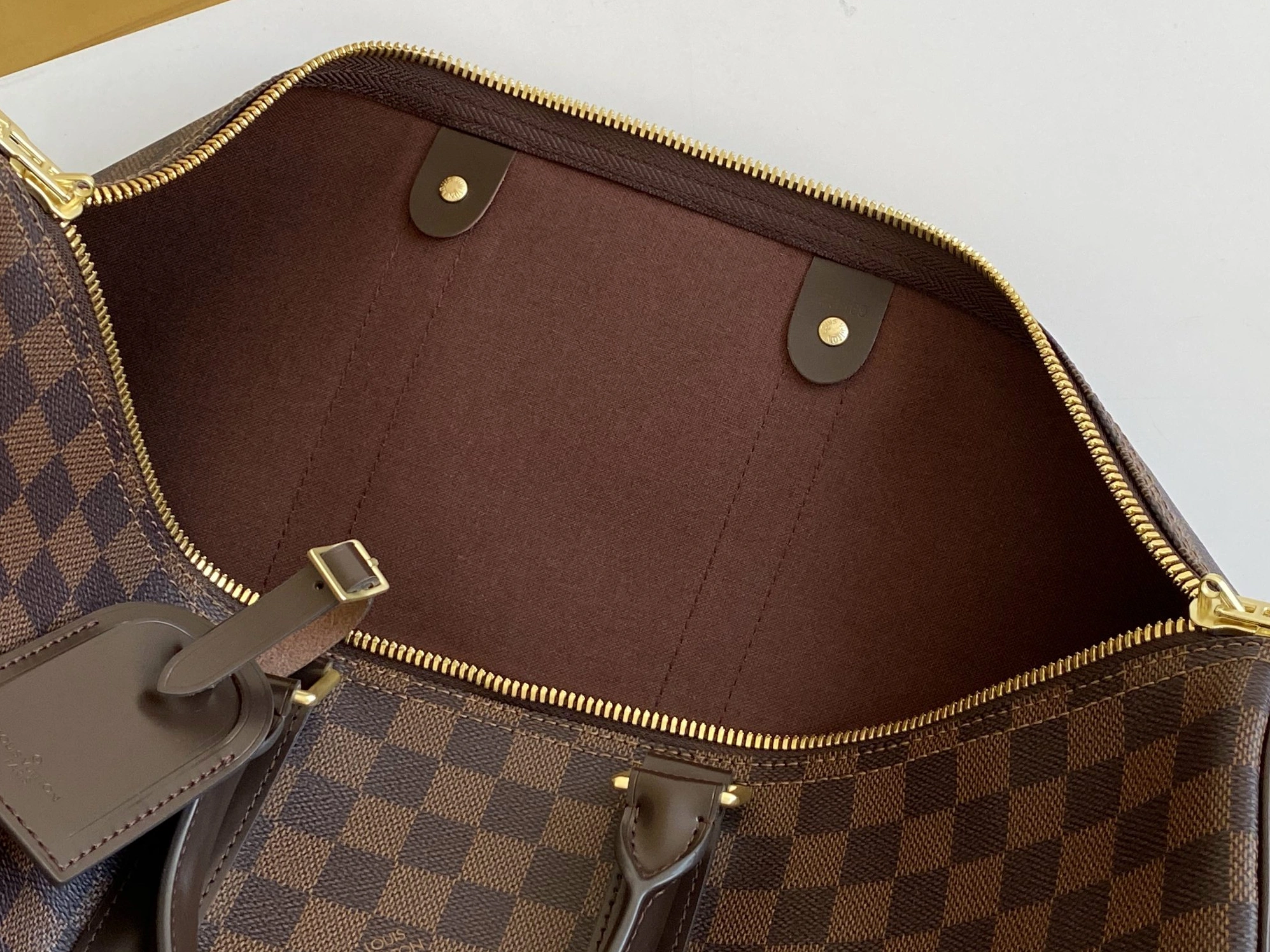 Compact 9248 Louis Vuitton Travel Bags