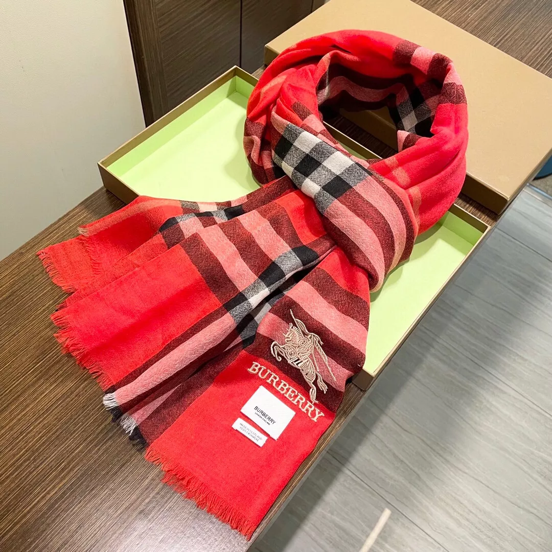 Compact 9540 Burberry Scarf For Women