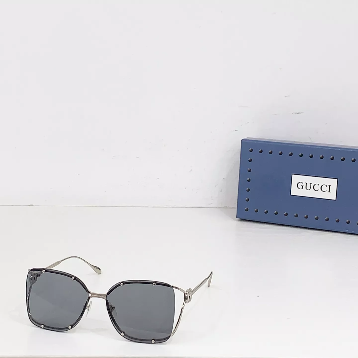 Compact 9693 Gucci AAA Quality Sunglasses