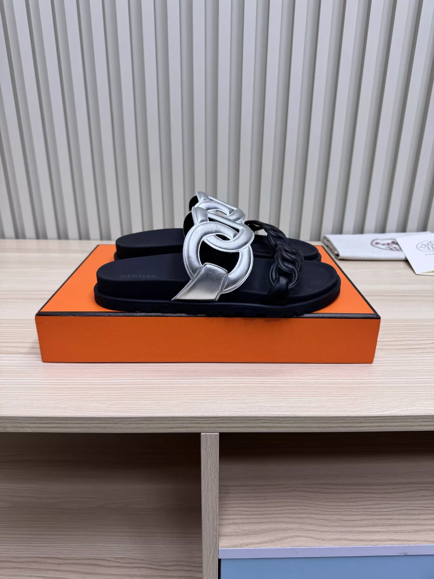 Compact 9835 Hermes Slippers For Men
